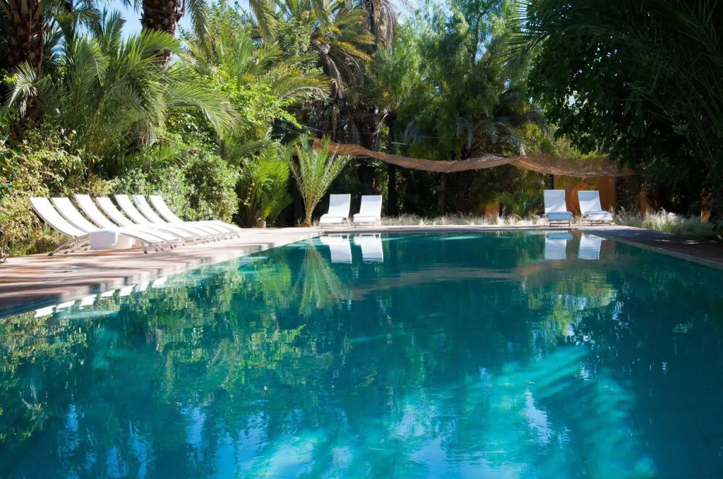 pool
