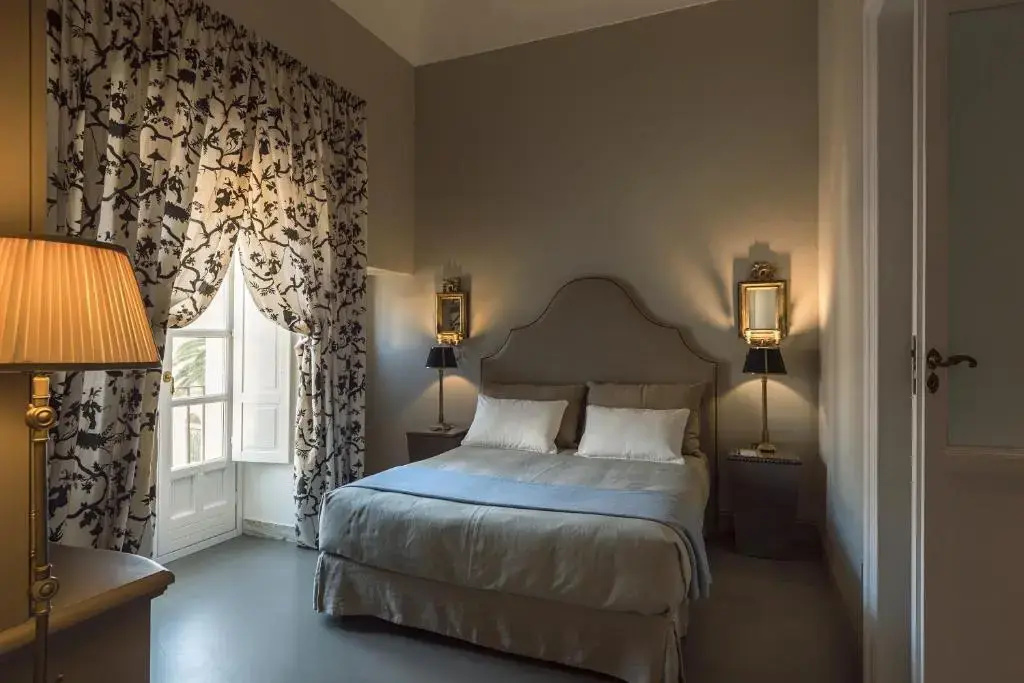 guest_rooms