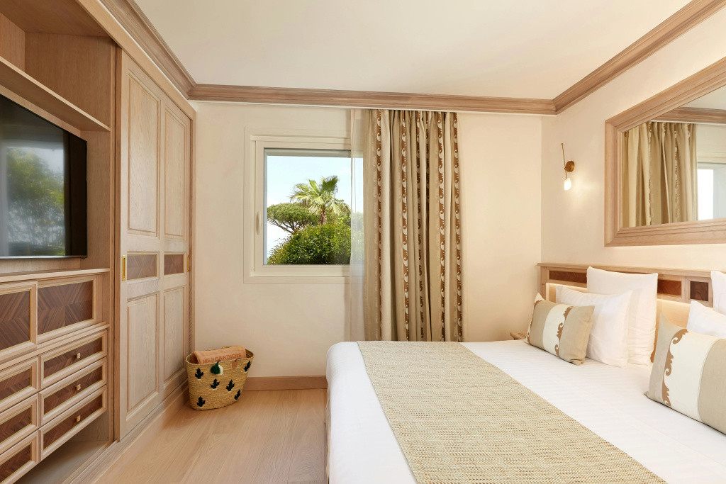 guest_rooms