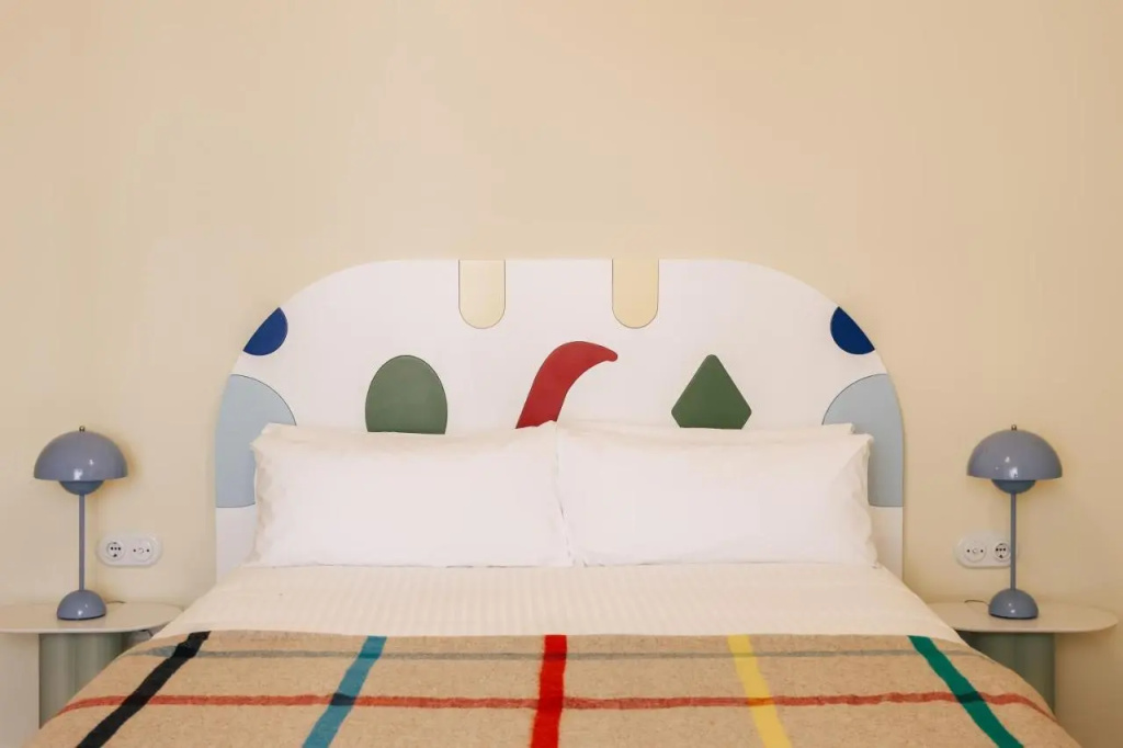 guest_rooms