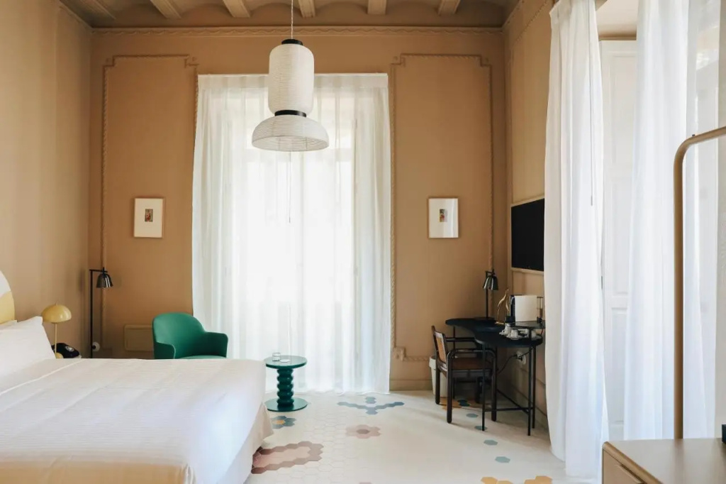 guest_rooms