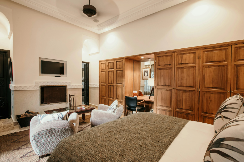 guest_rooms