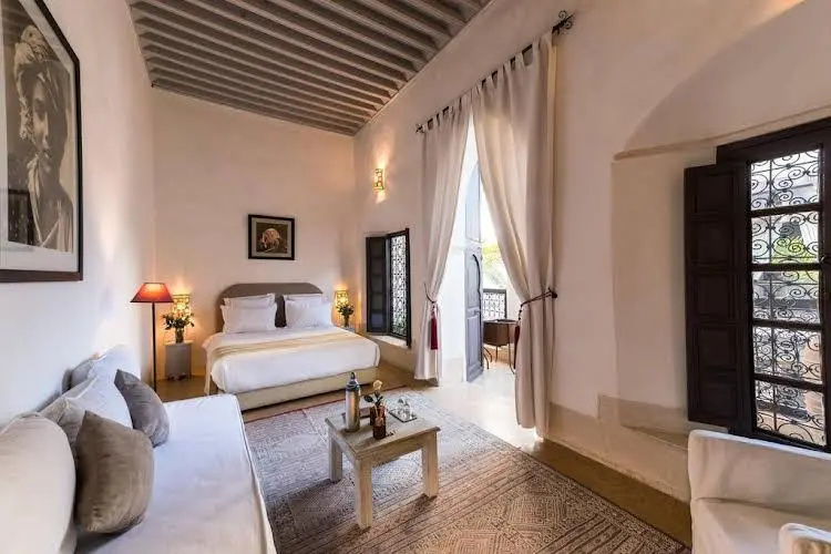 guest_rooms