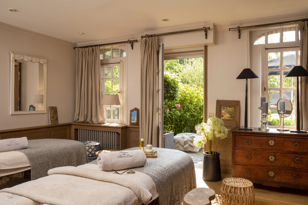 guest_rooms