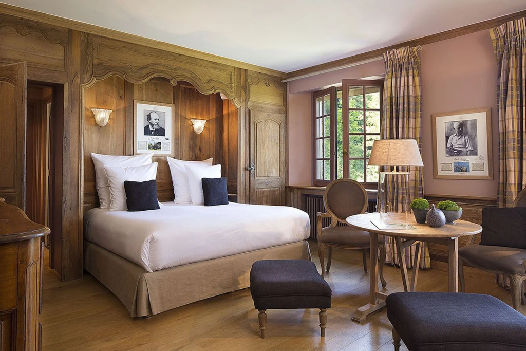 guest_rooms