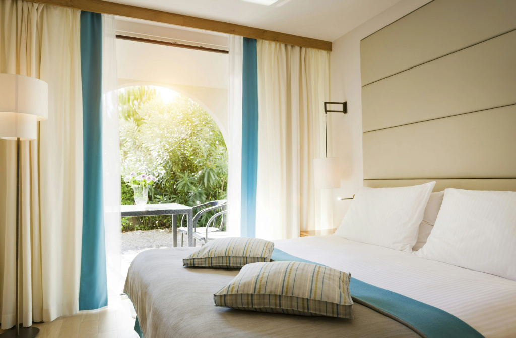 guest_rooms