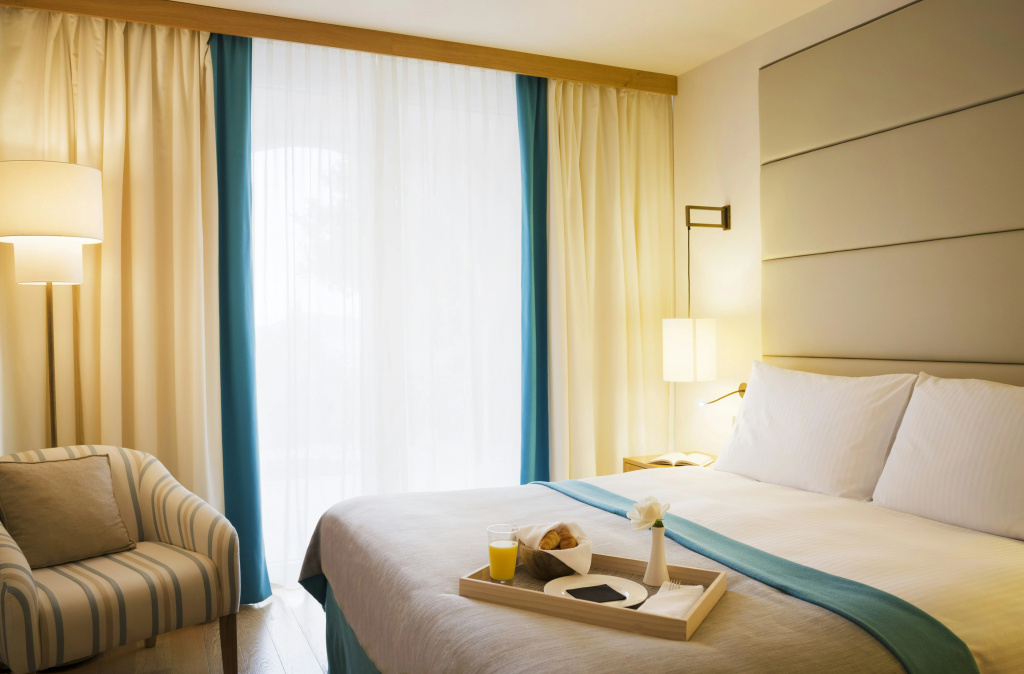 guest_rooms