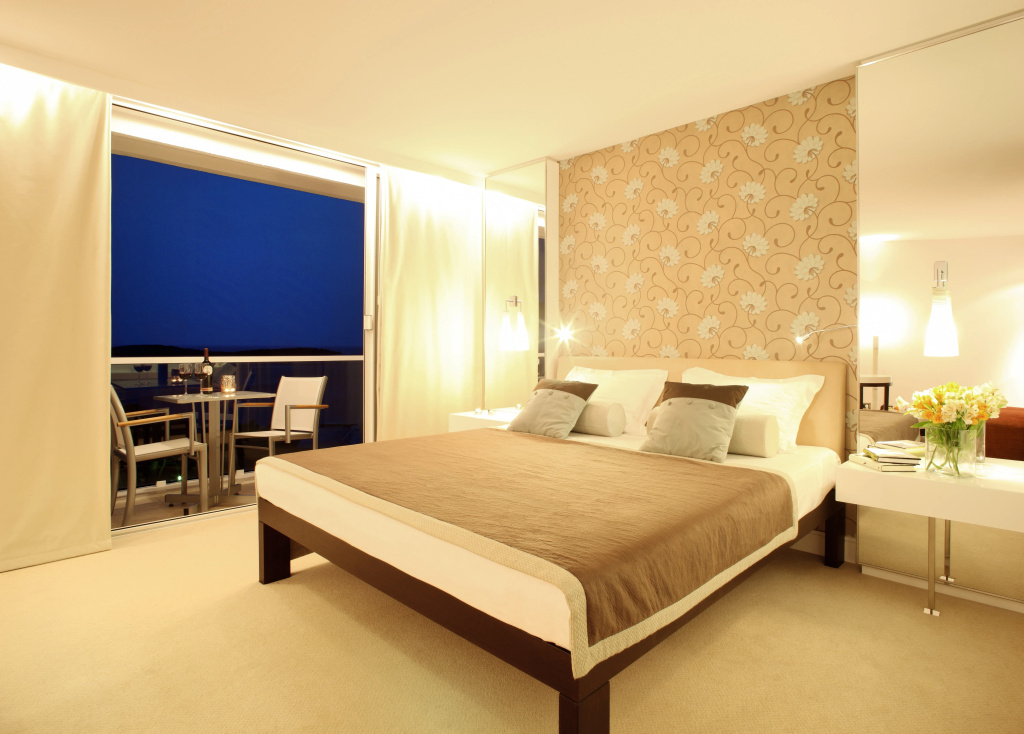 guest_rooms