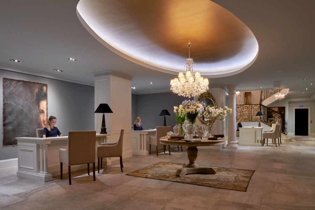 lobby