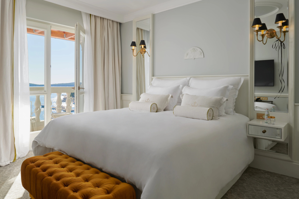 guest_rooms
