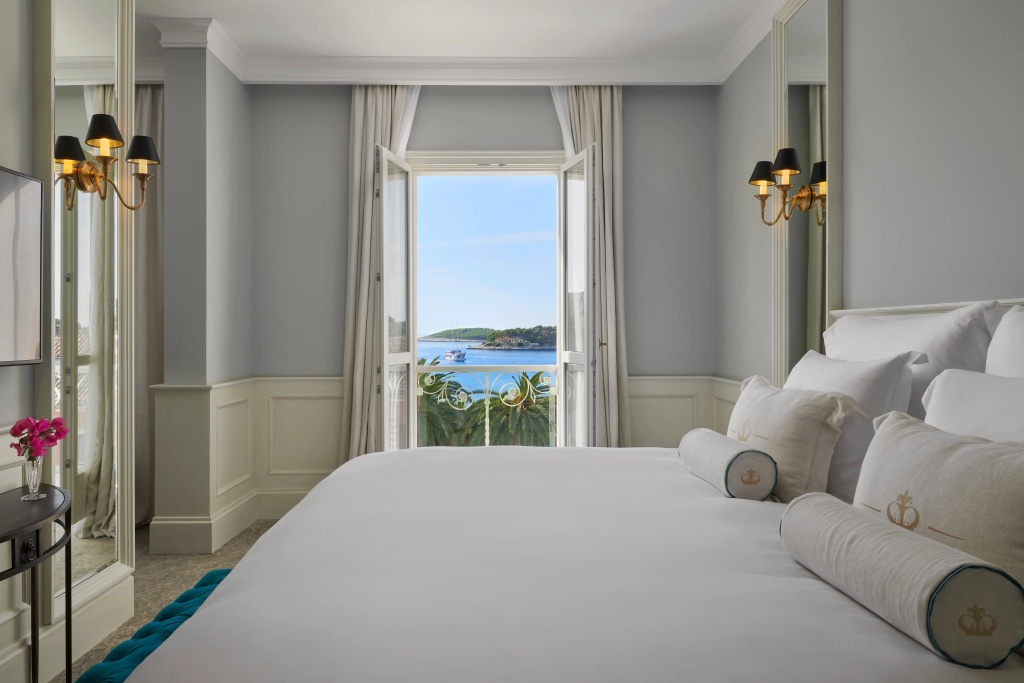 guest_rooms
