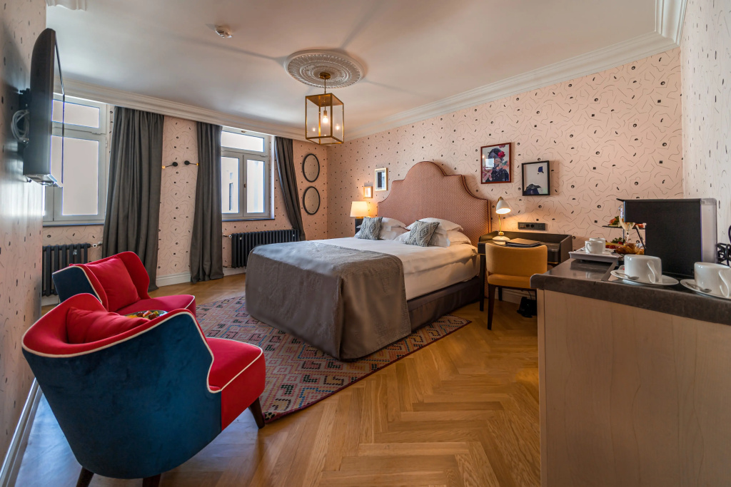guest_rooms