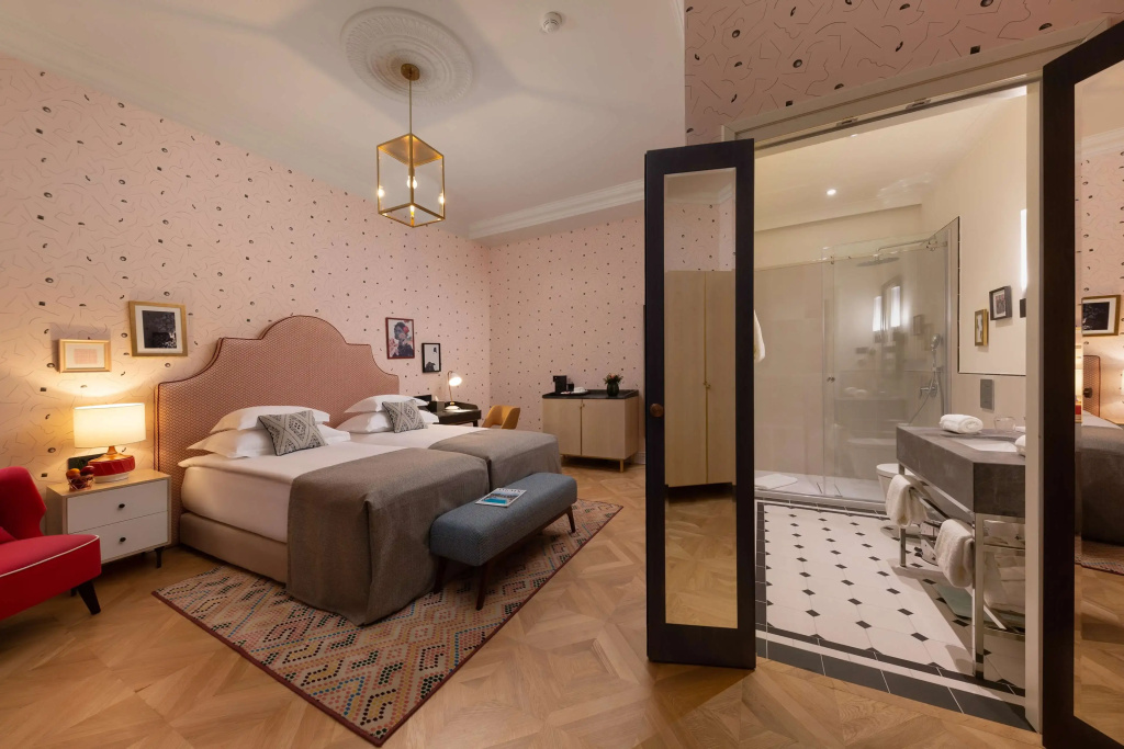guest_rooms