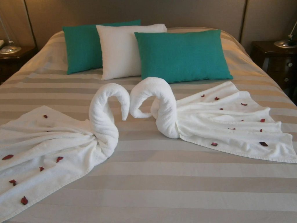 guest_rooms
