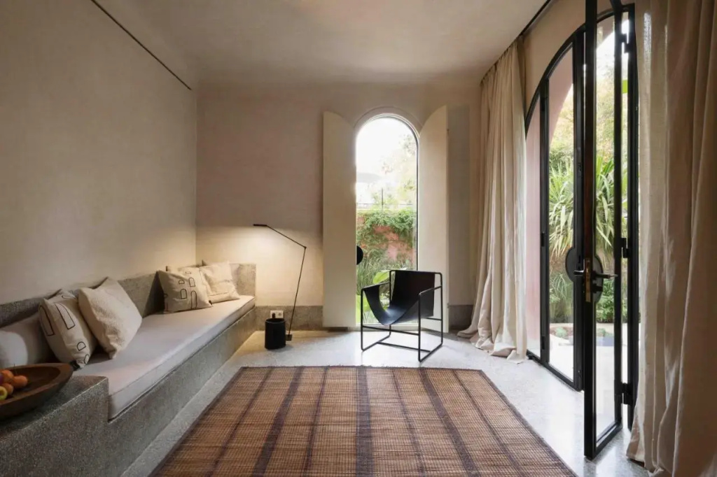 guest_rooms