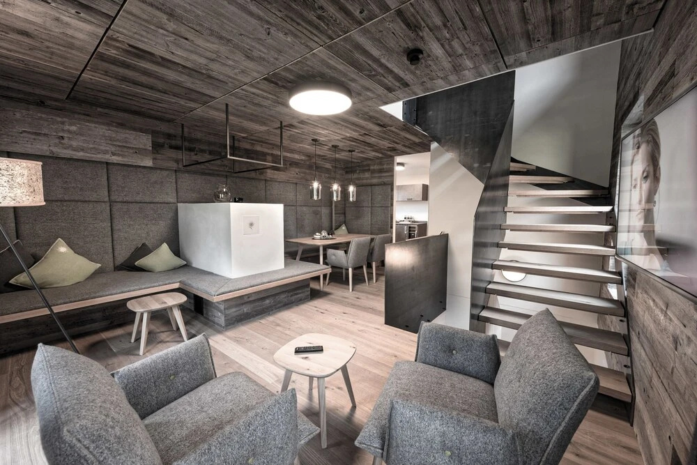 hotel_rooms