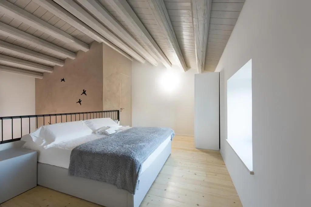 guest_rooms