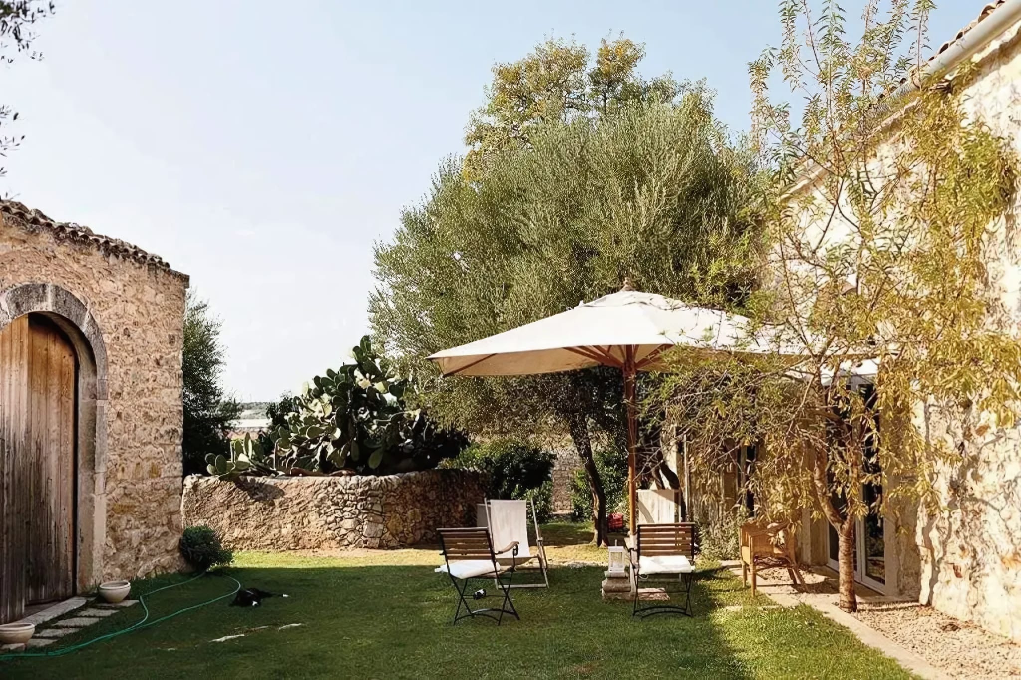 A 17th-Century Farmhouse Reborn