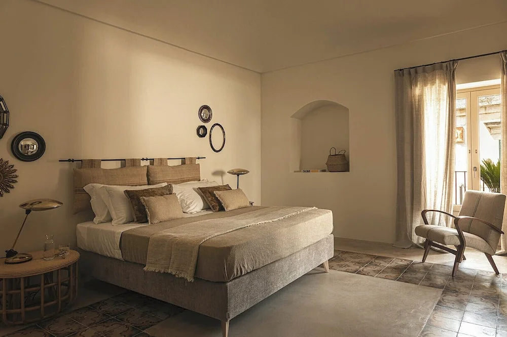 guest_rooms