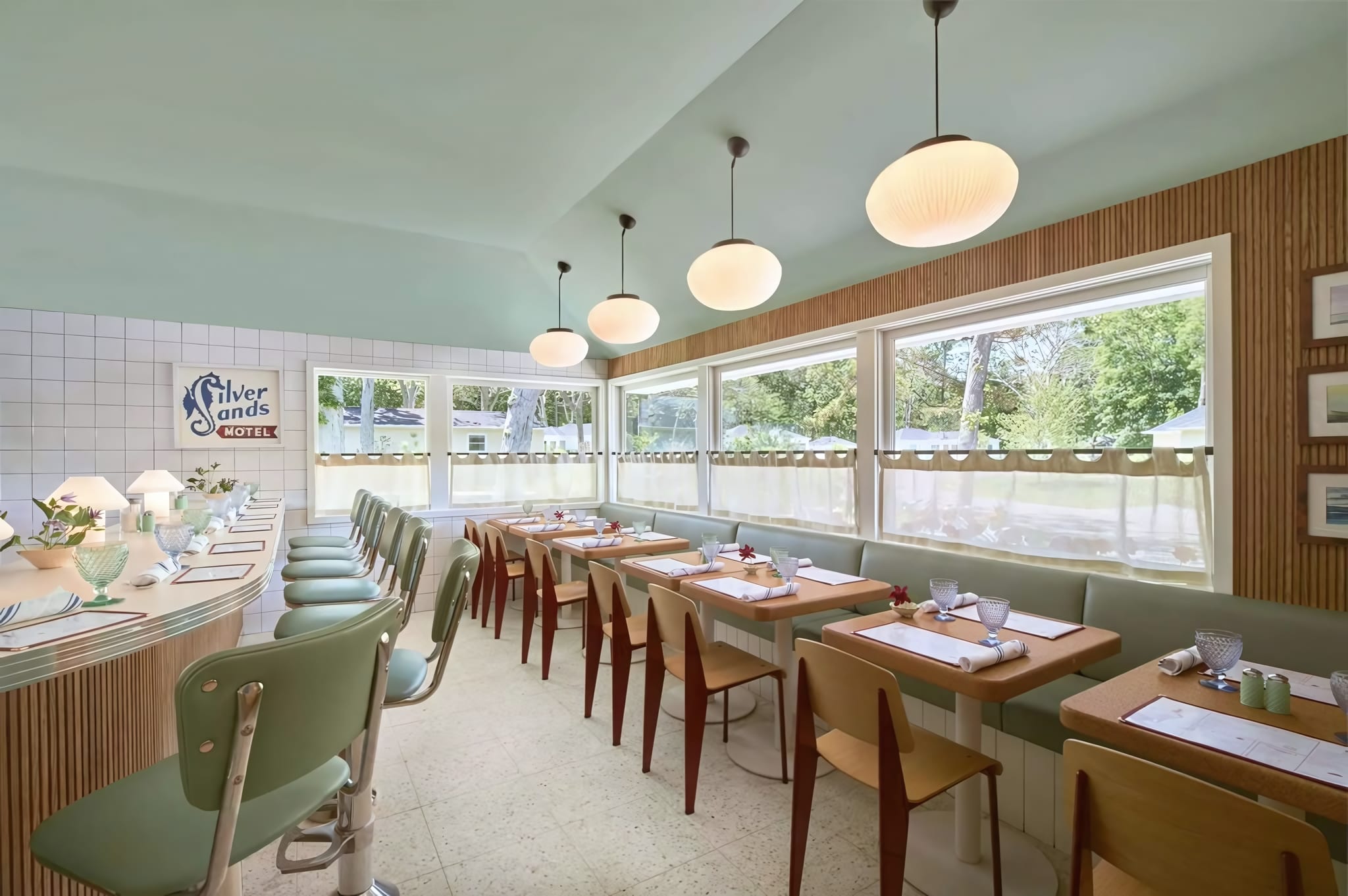 Nookies, a Restored 1950s Diner