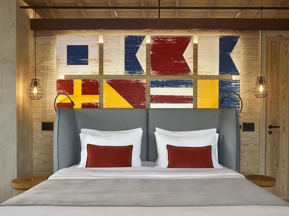 guest_rooms