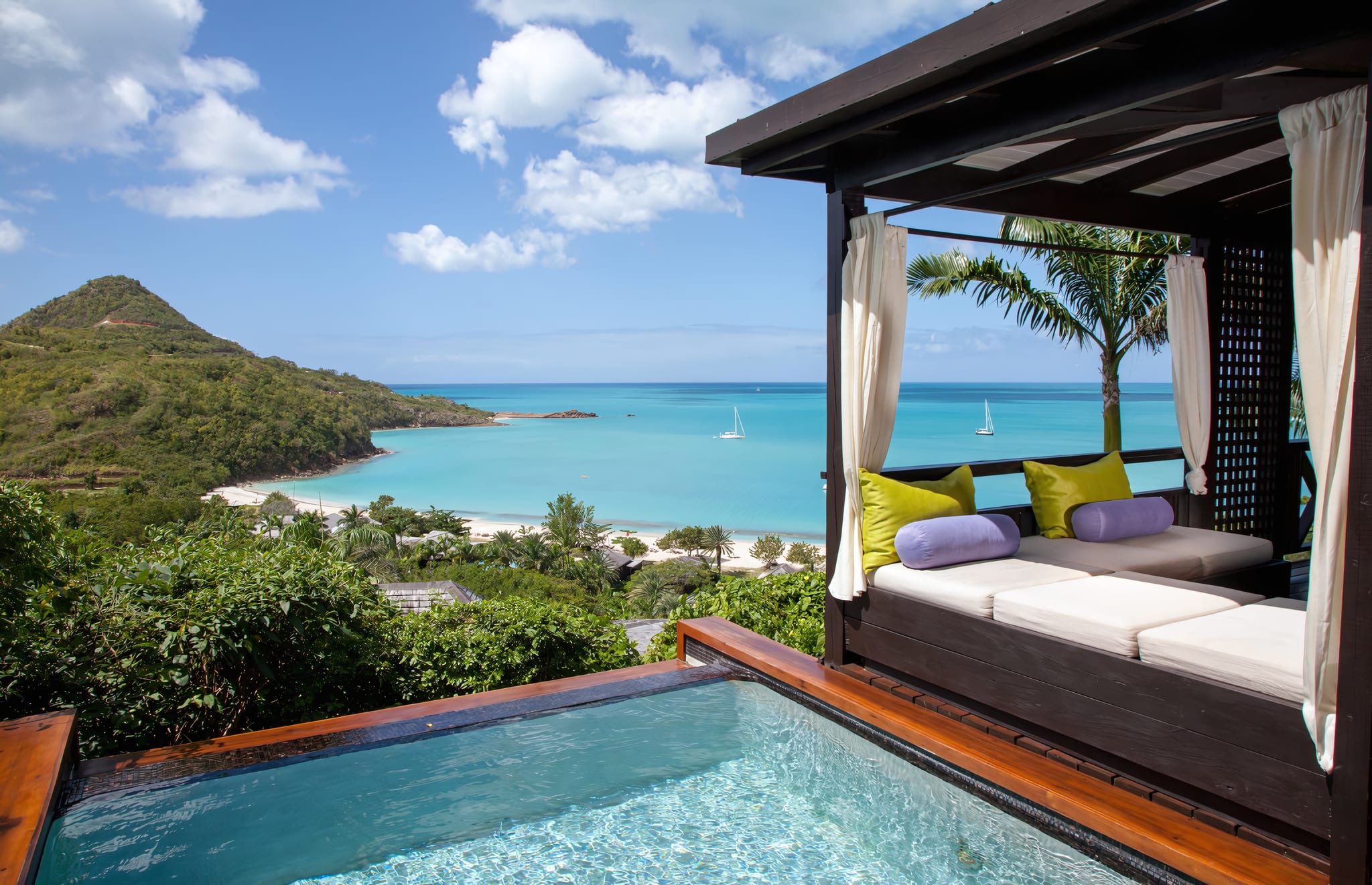 Private Pool Villas on the Hillside