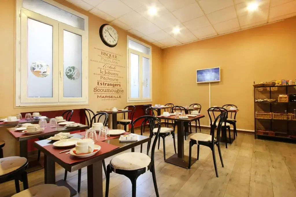 restaurant