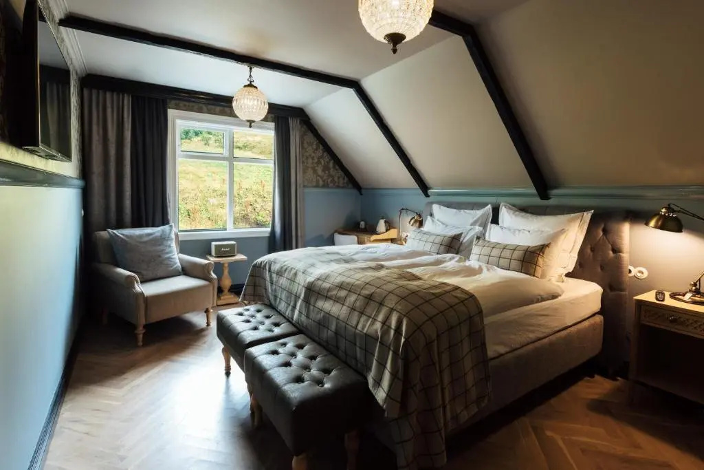 guest_rooms