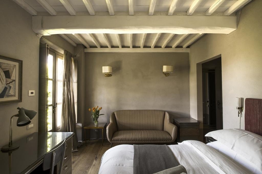 guest_rooms