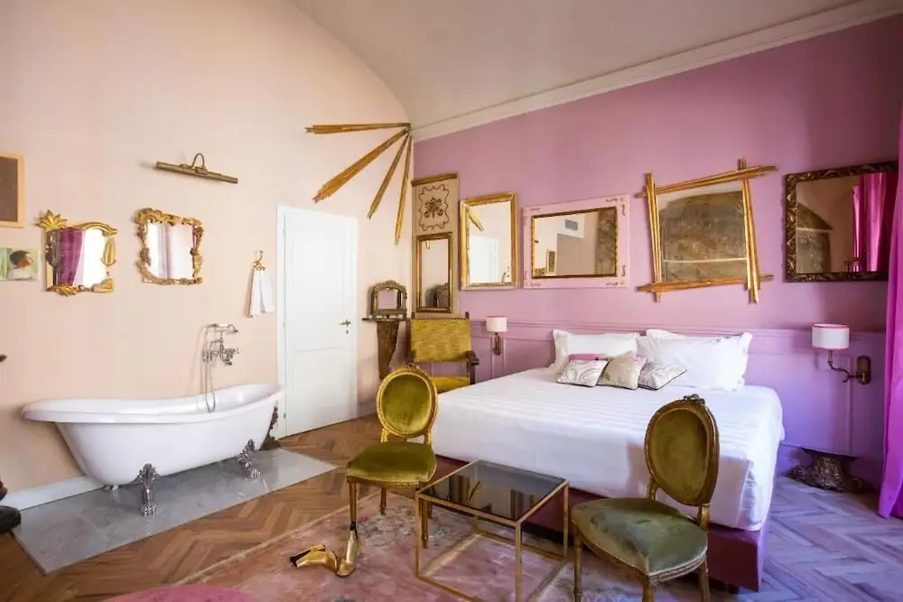 guest_rooms