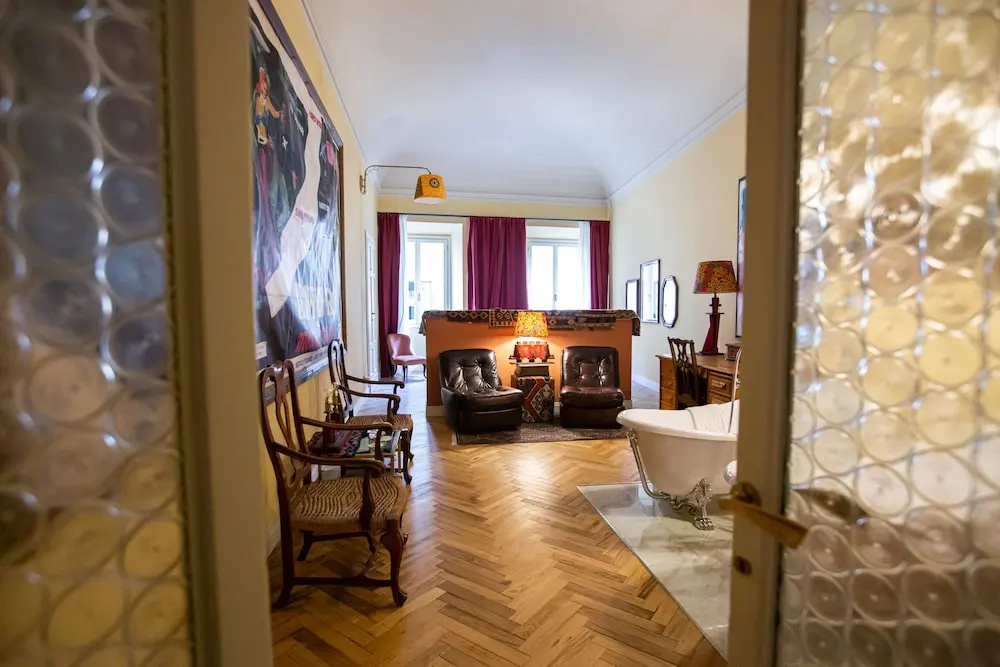 guest_rooms
