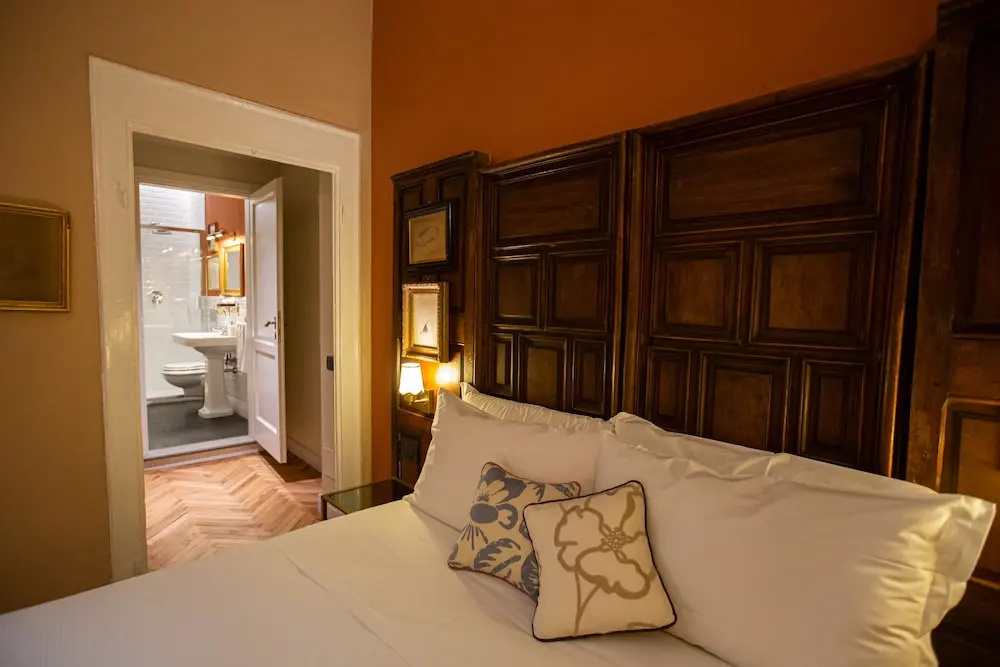 guest_rooms