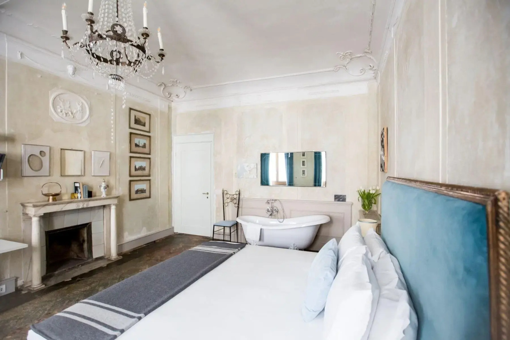 guest_rooms