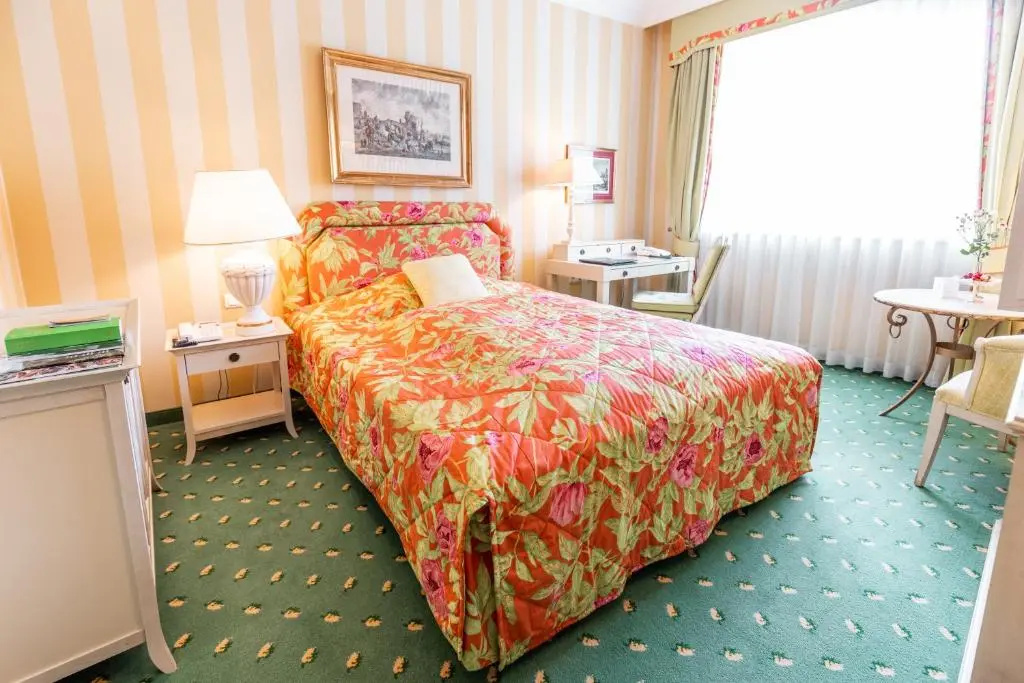 guest_rooms