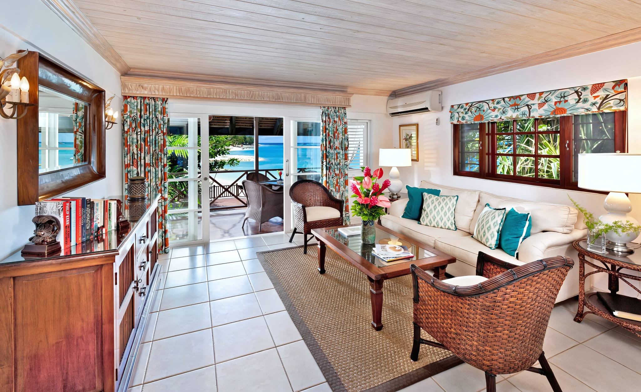 Curlew: the signature oceanfront suite