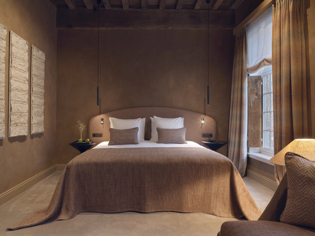 guest_rooms