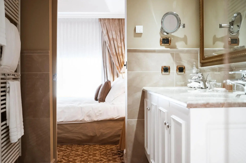 guest_rooms