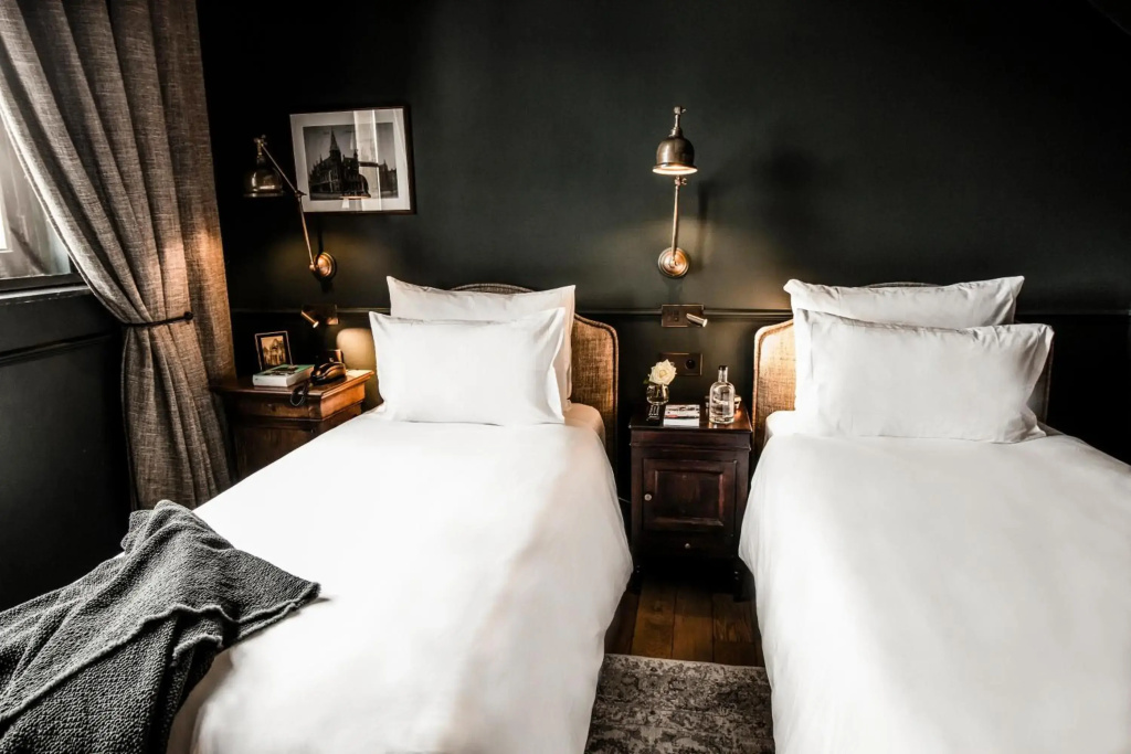 guest_rooms