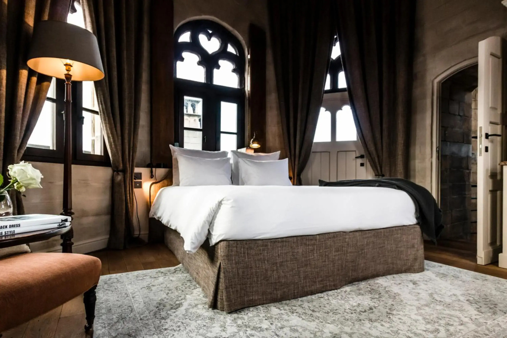 guest_rooms
