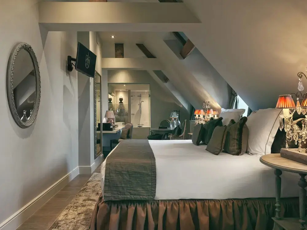 guest_rooms