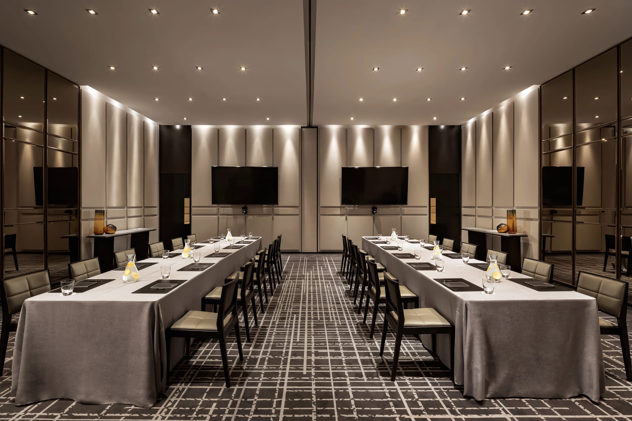 ONE Restaurant's Yorkville Terrace