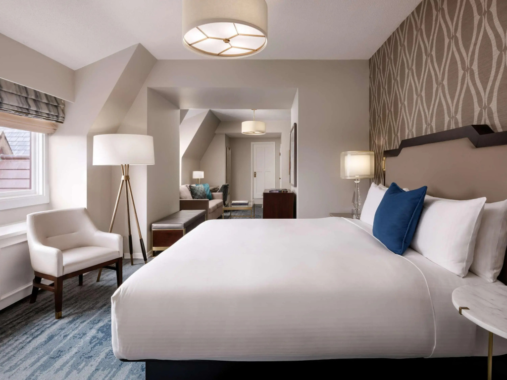 guest_rooms