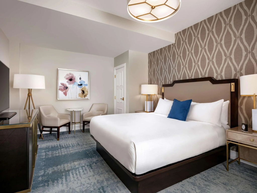 guest_rooms