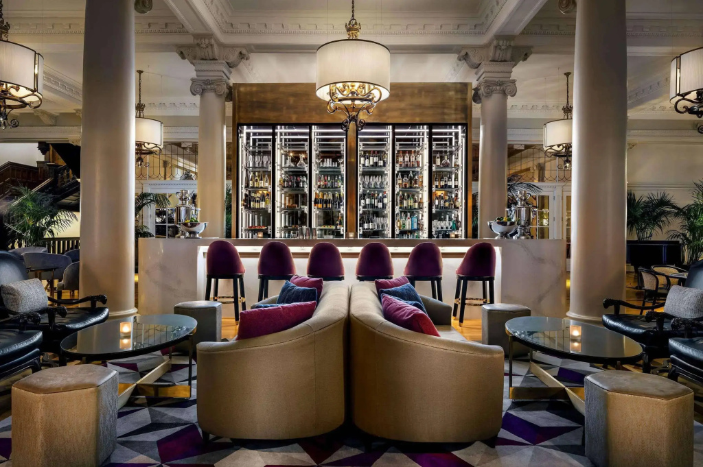 hotel_rooms