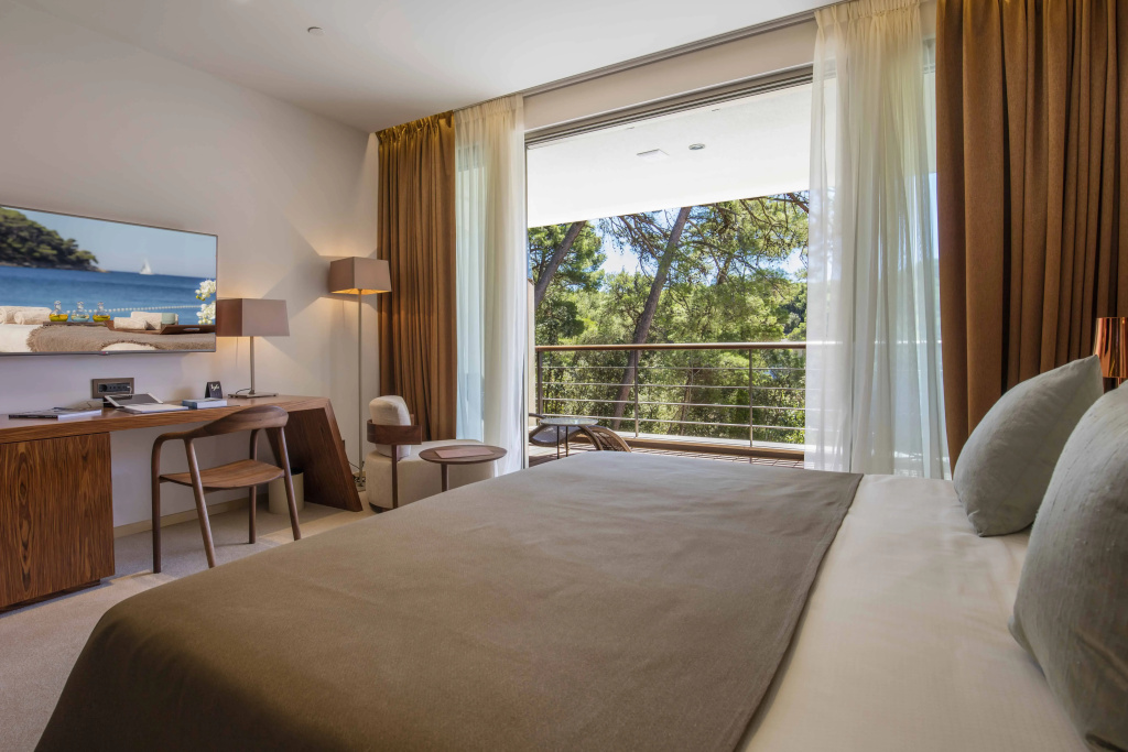 guest_rooms