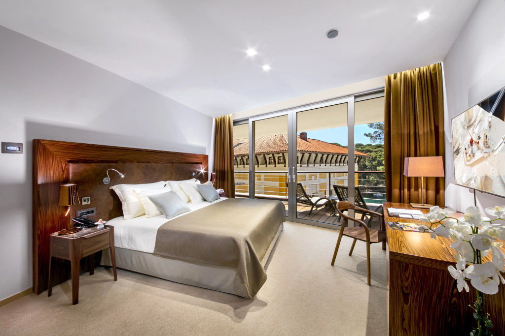 guest_rooms