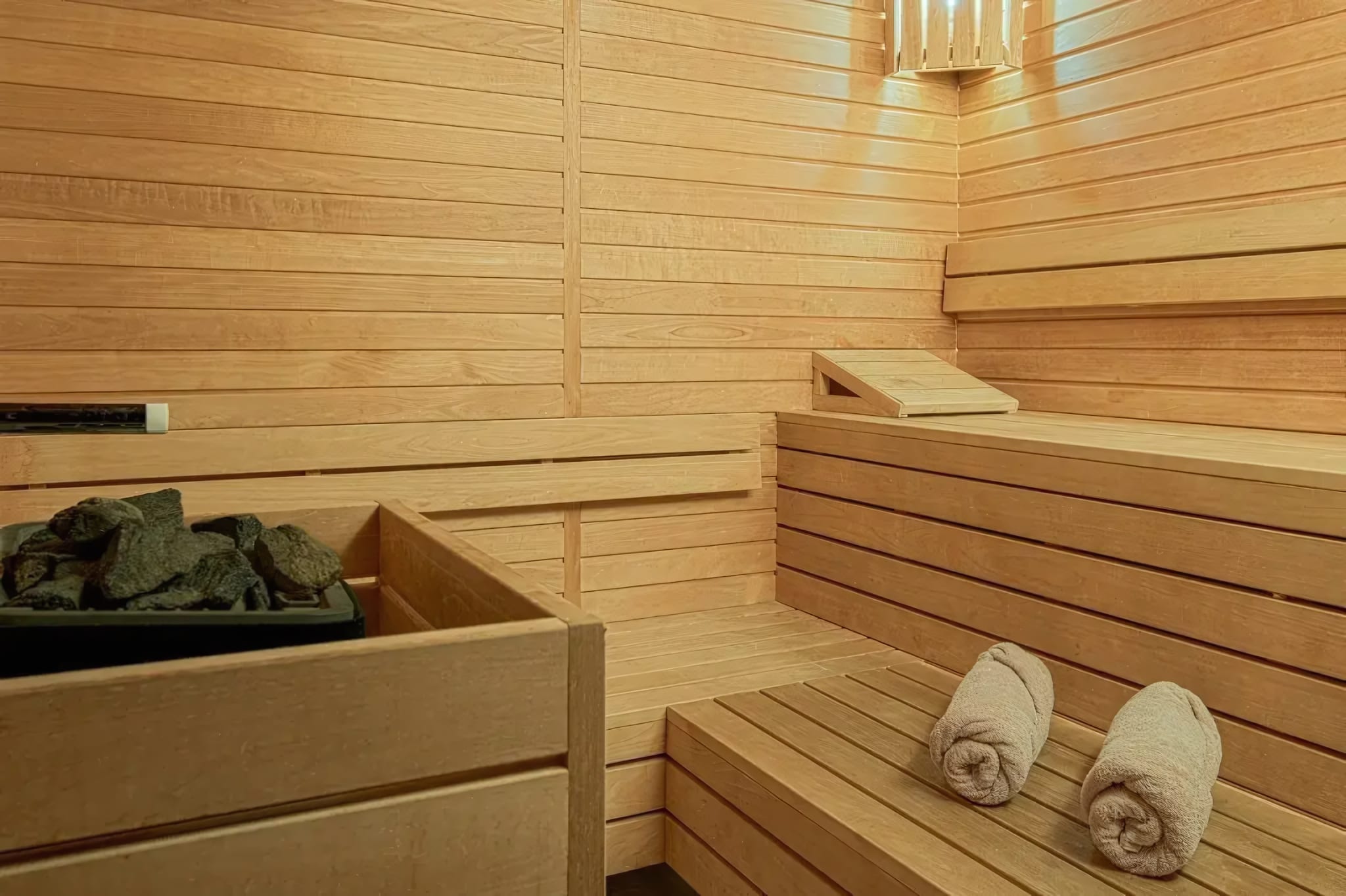 A Wellness Oasis Overlooking the Gardens