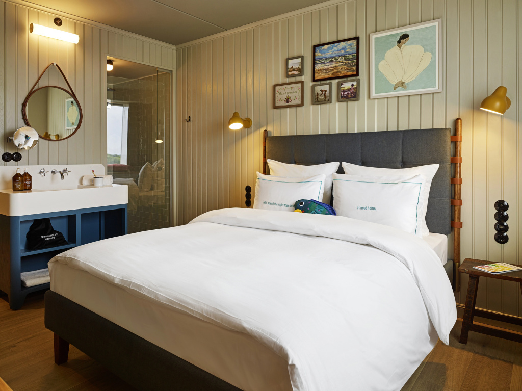 guest_rooms