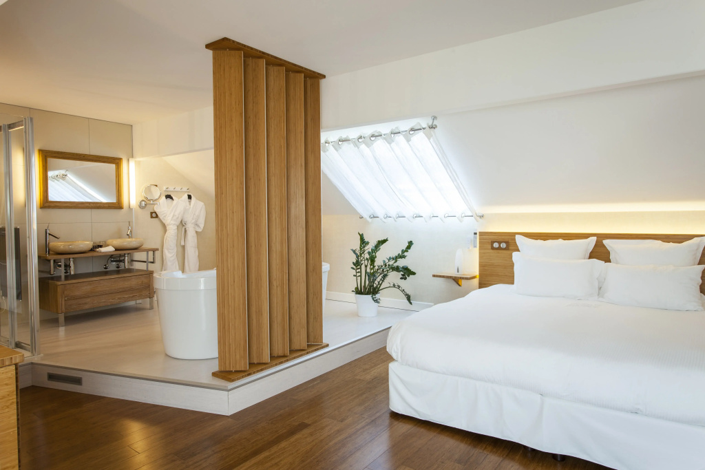 guest_rooms
