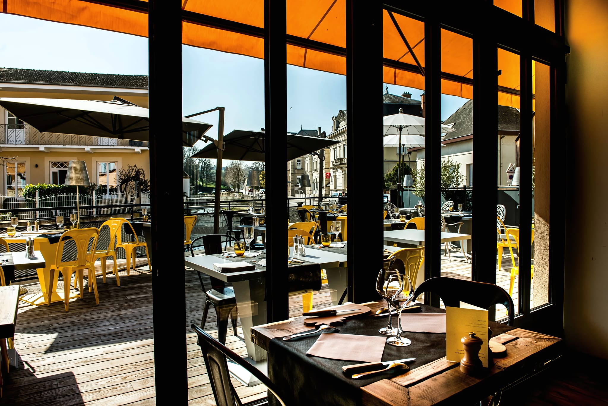 restaurant